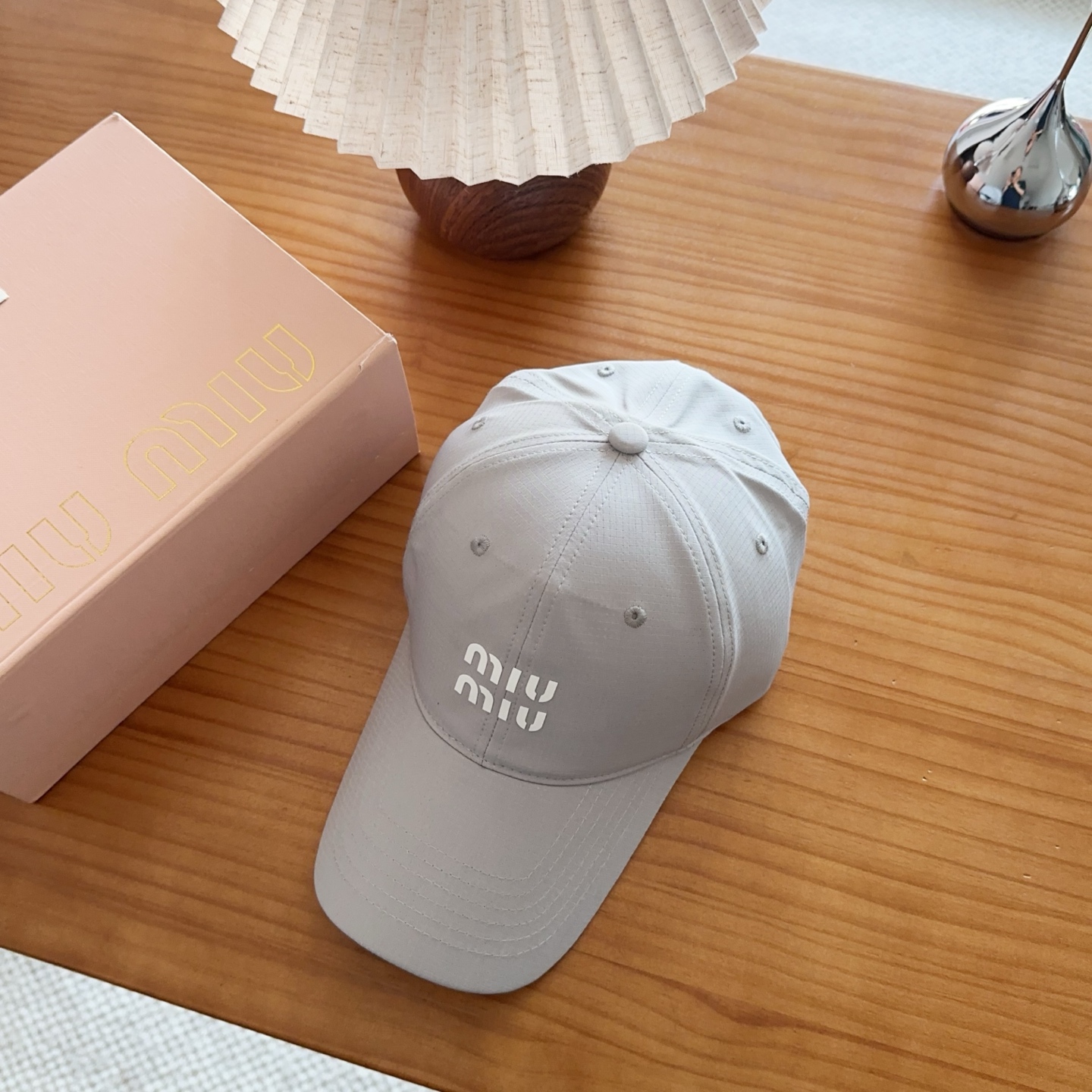 miumiu 缪缪 新款高版本速干面料棒球帽，大牌同步，超好搭配，出货！