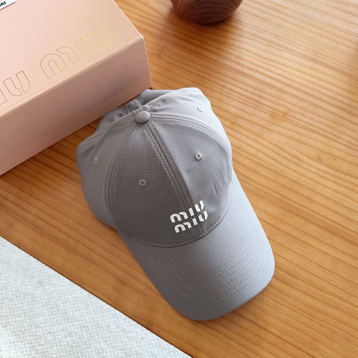 miumiu 缪缪 新款高版本速干面料棒球帽，大牌同步，超好搭配，出货！