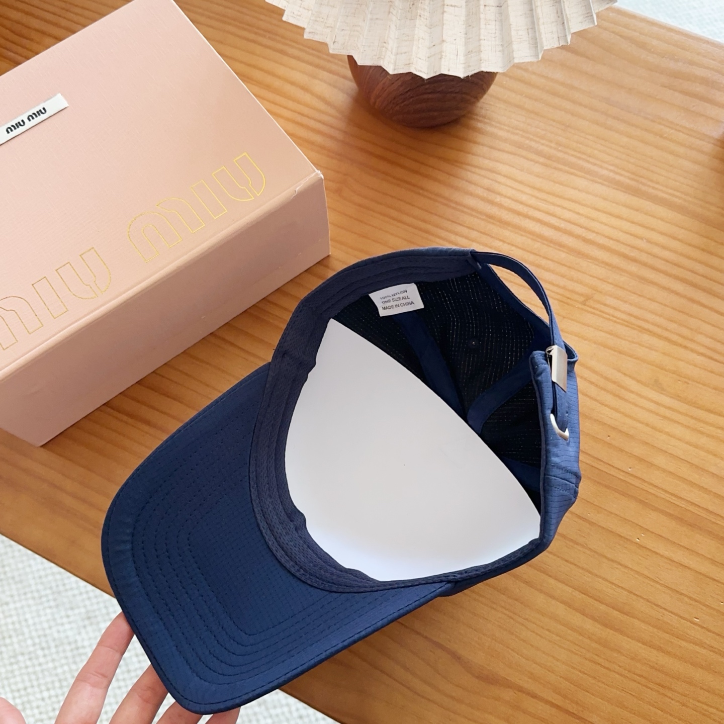 miumiu 缪缪 新款高版本速干面料棒球帽，大牌同步，超好搭配，出货！