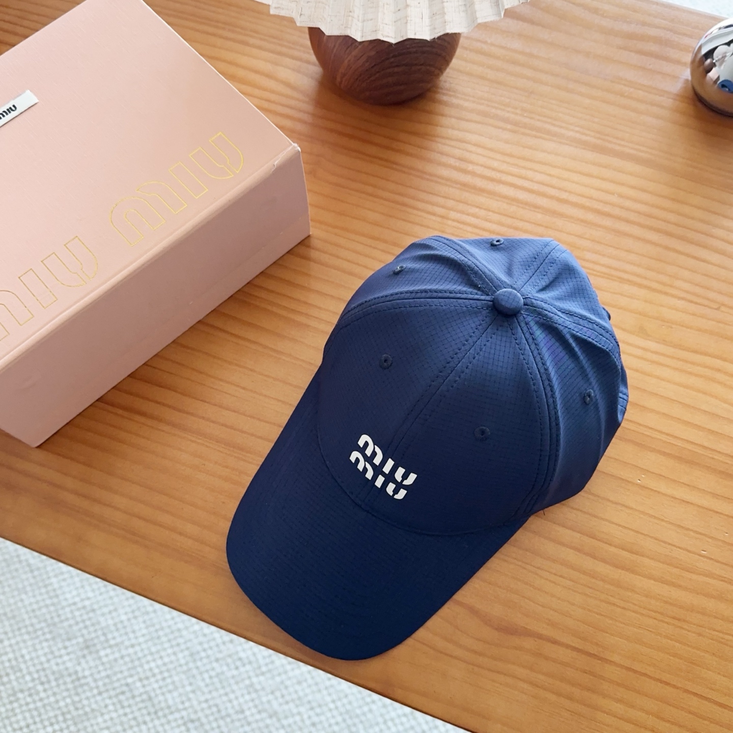 miumiu 缪缪 新款高版本速干面料棒球帽，大牌同步，超好搭配，出货！