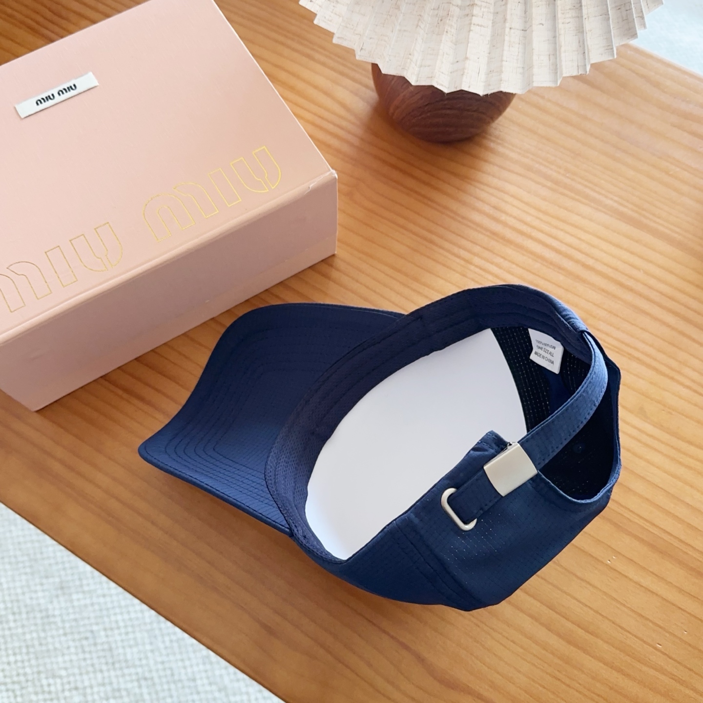 miumiu 缪缪 新款高版本速干面料棒球帽，大牌同步，超好搭配，出货！