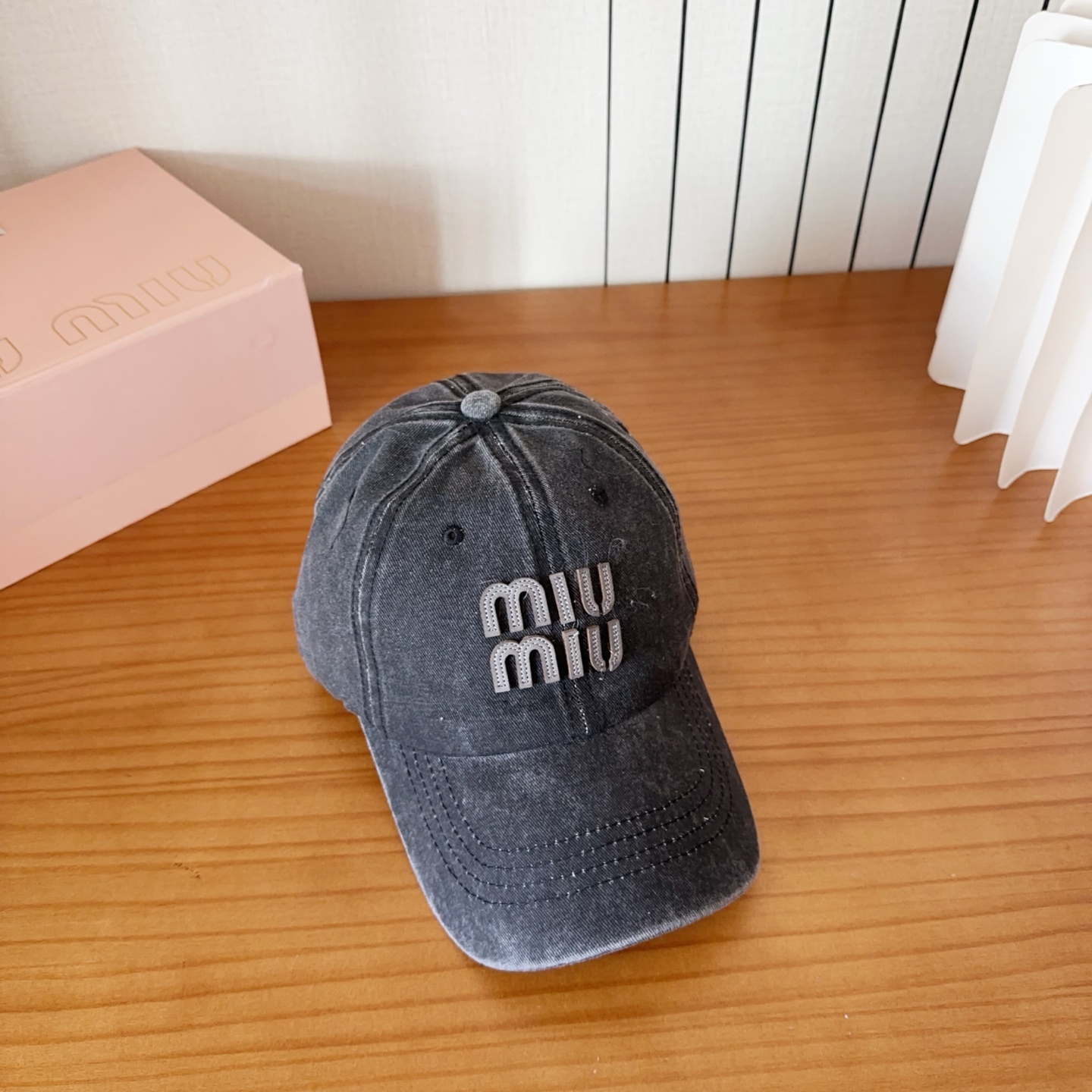 miumiu 缪缪 新款棒球帽，大牌同步，超好搭配，出货！
