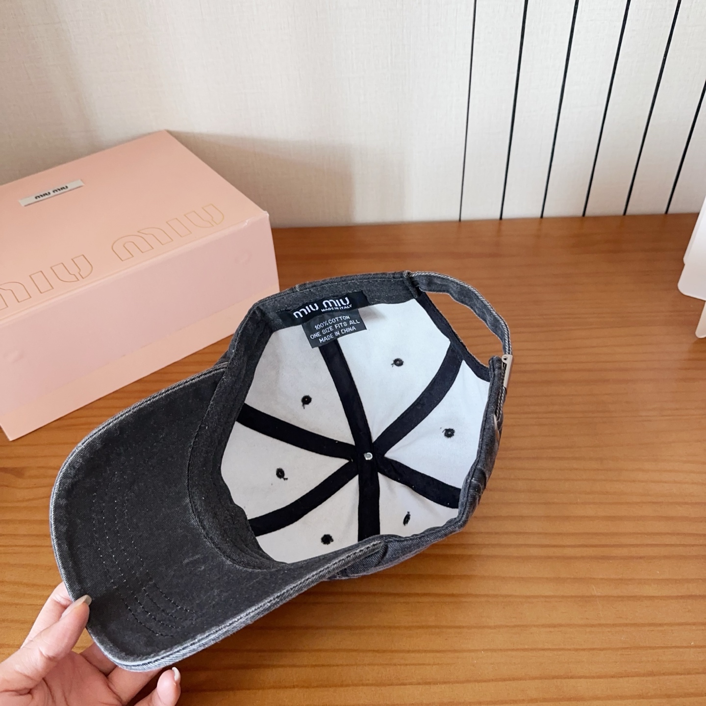 miumiu 缪缪 新款棒球帽，大牌同步，超好搭配，出货！