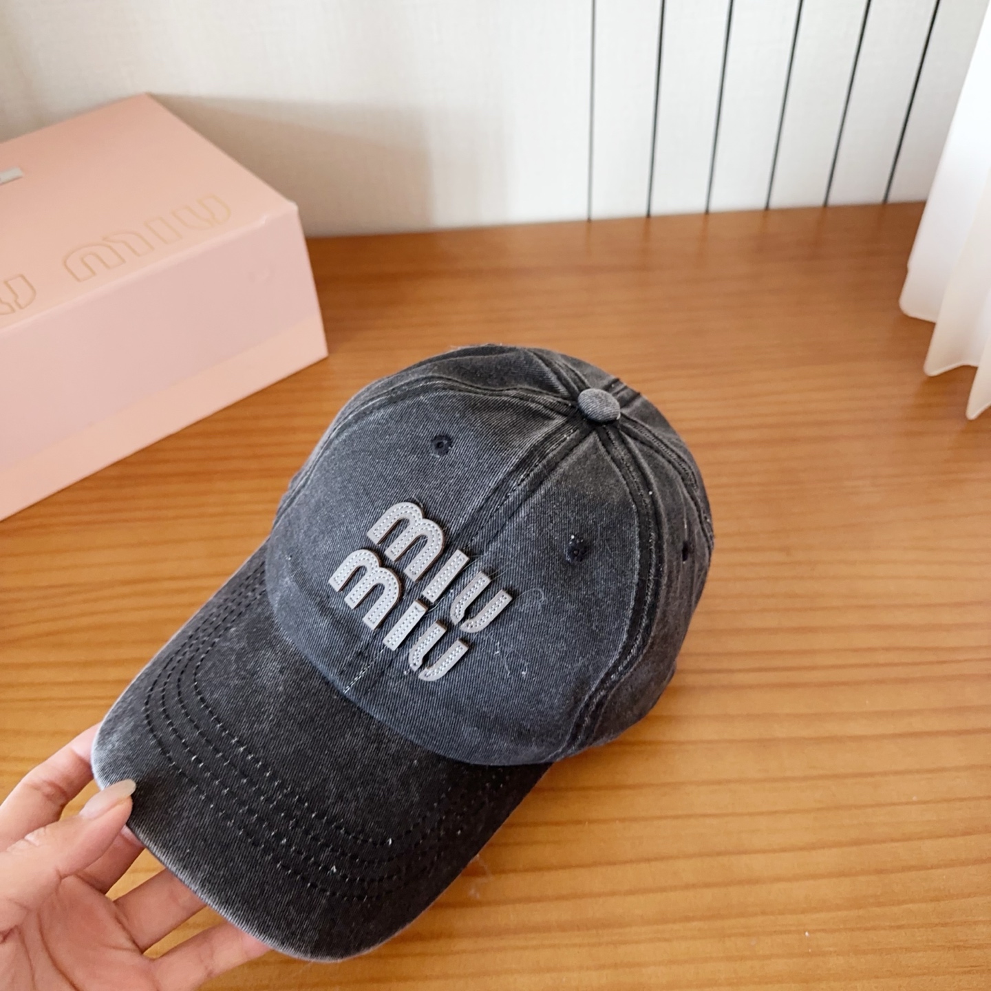 miumiu 缪缪 新款棒球帽，大牌同步，超好搭配，出货！