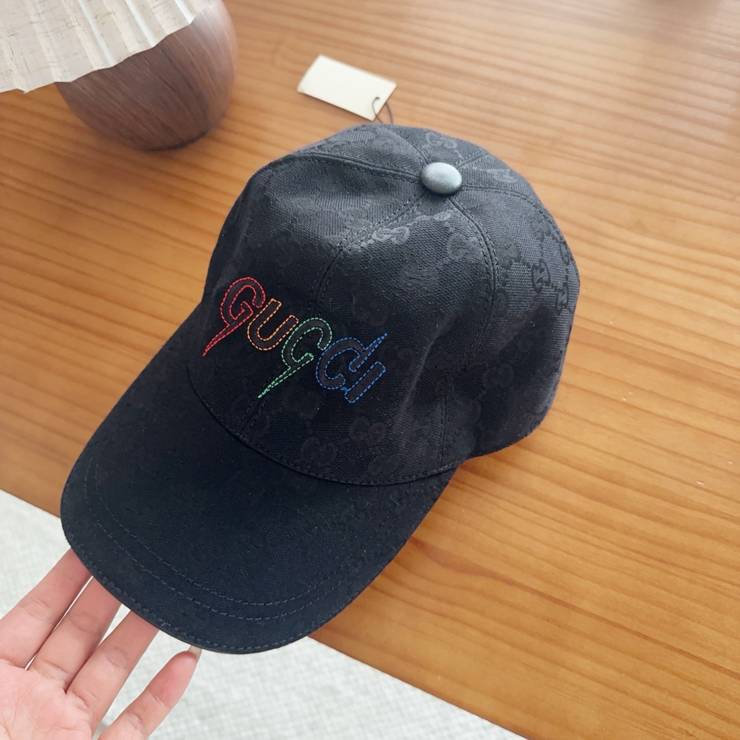 Gucci 官网高版出货，新款棒球帽1:1出版，非常经典的经典，流行的复古美，出门必备，经典永不过时