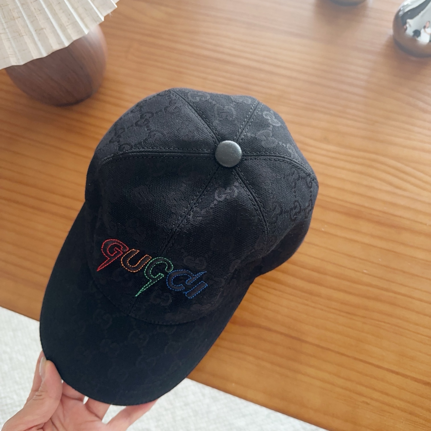 Gucci 官网高版出货，新款棒球帽1:1出版，非常经典的经典，流行的复古美，出门必备，经典永不过时