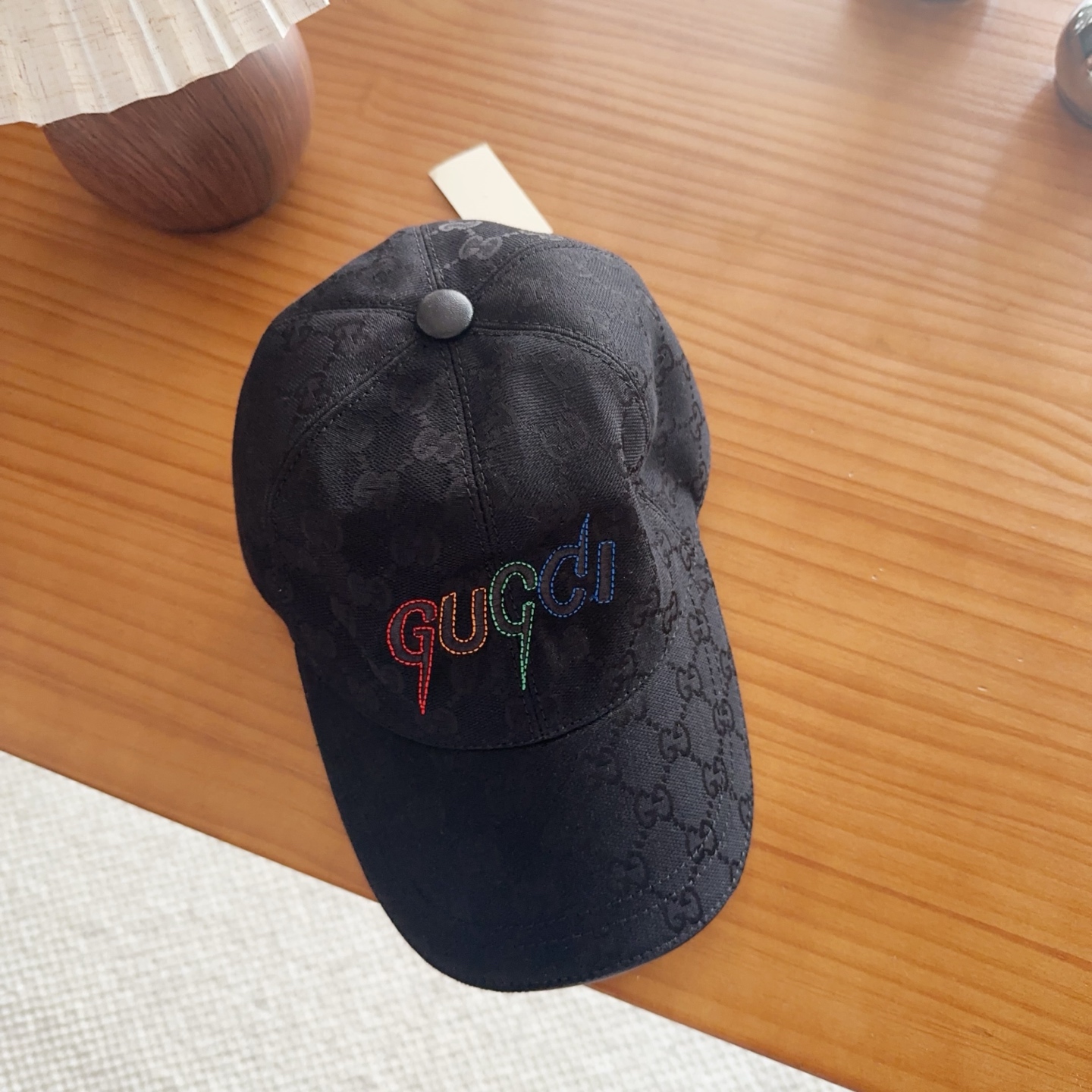 Gucci 官网高版出货，新款棒球帽1:1出版，非常经典的经典，流行的复古美，出门必备，经典永不过时