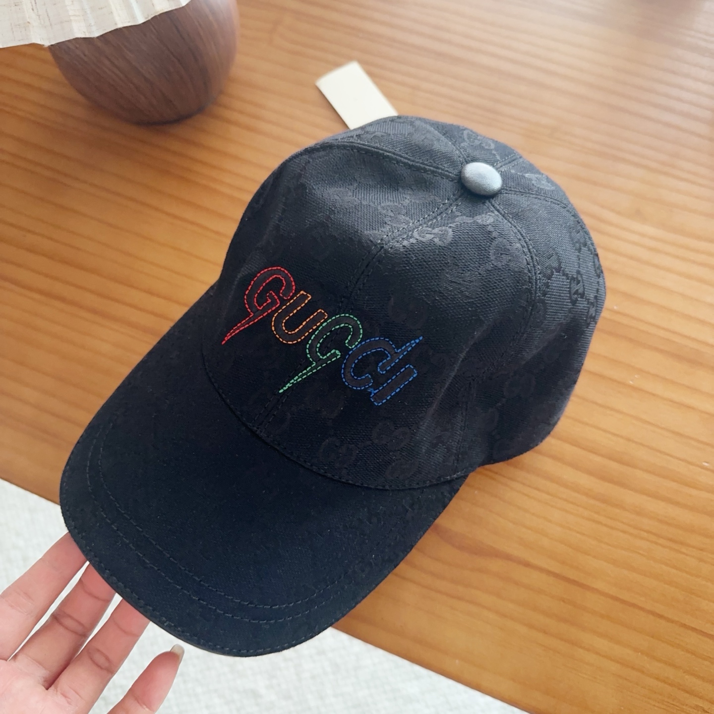 Gucci 官网高版出货，新款棒球帽1:1出版，非常经典的经典，流行的复古美，出门必备，经典永不过时