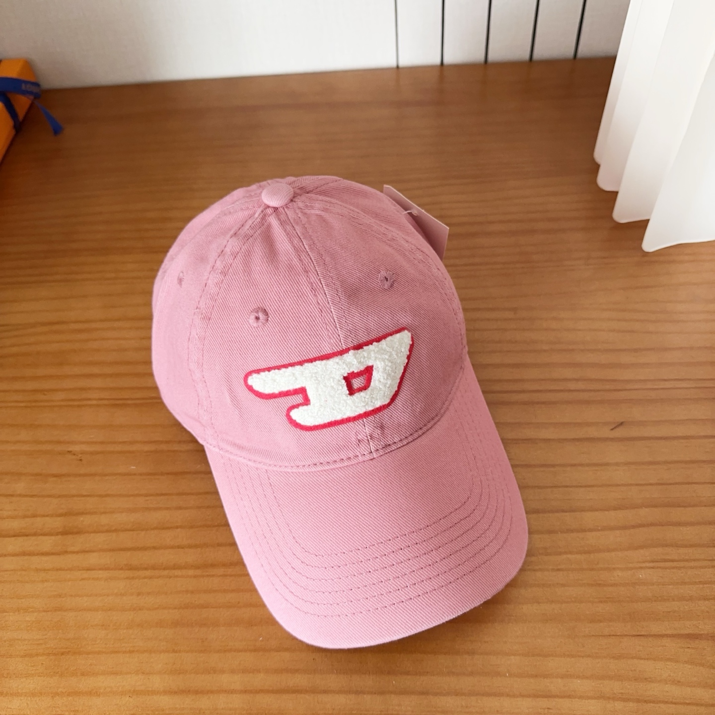 Diesel 迪赛 棒球帽🧢 。棒球帽🧢，出街必备超好搭配，高品质 内标齐全，赶紧入手！