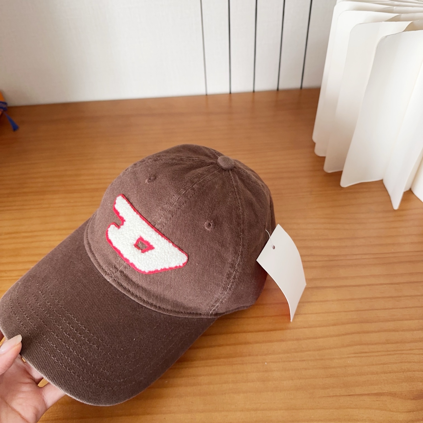 Diesel 迪赛 棒球帽🧢 。棒球帽🧢，出街必备超好搭配，高品质 内标齐全，赶紧入手！