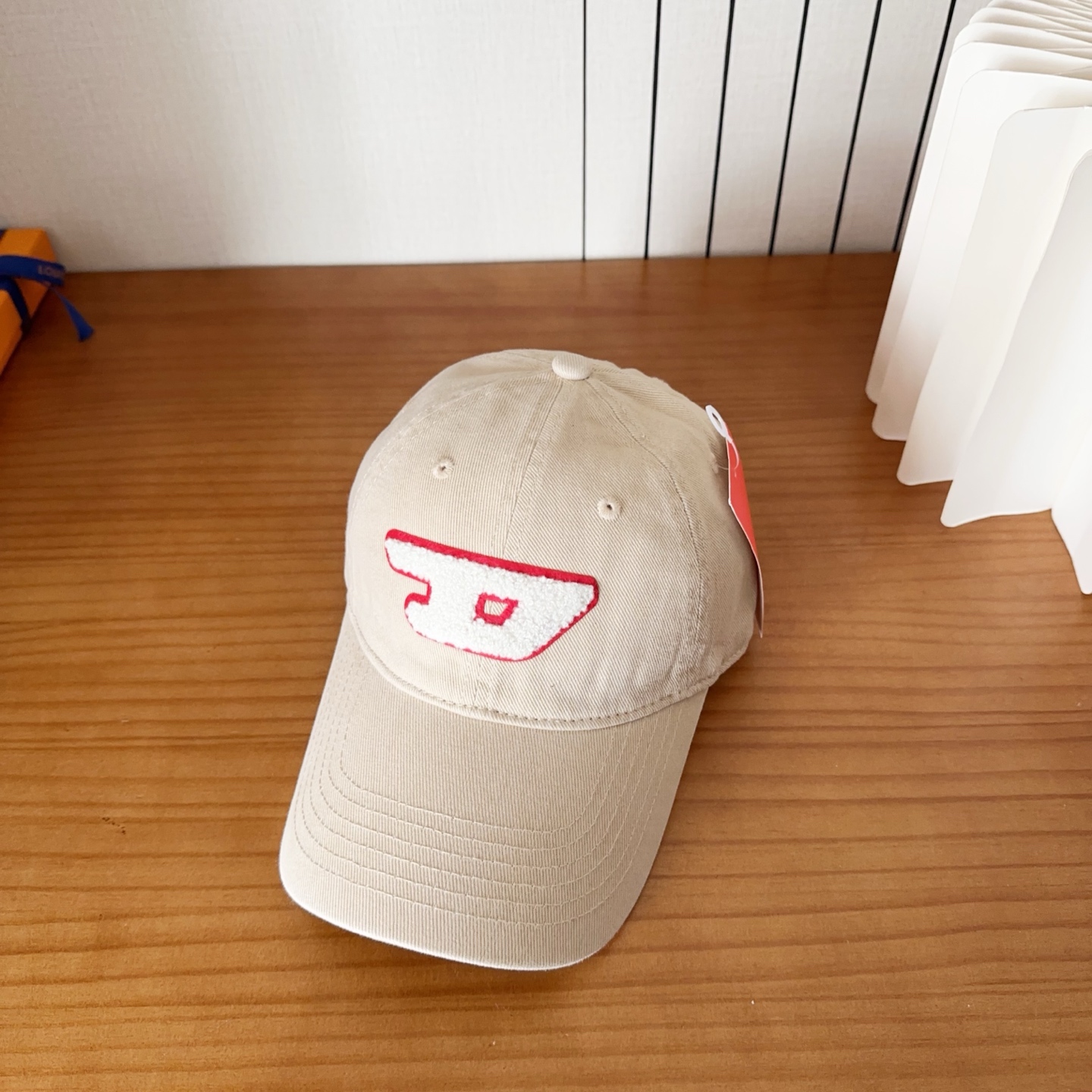 Diesel 迪赛 棒球帽🧢 。棒球帽🧢，出街必备超好搭配，高品质 内标齐全，赶紧入手！