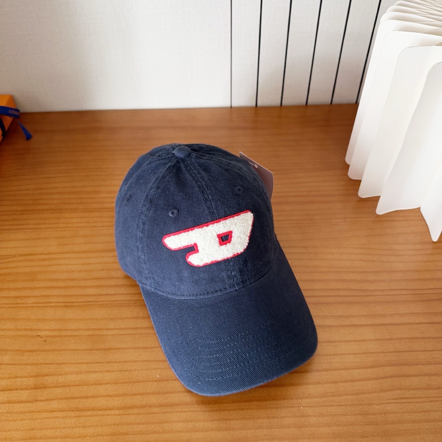 Diesel 迪赛 棒球帽🧢 。棒球帽🧢，出街必备超好搭配，高品质 内标齐全，赶紧入手！