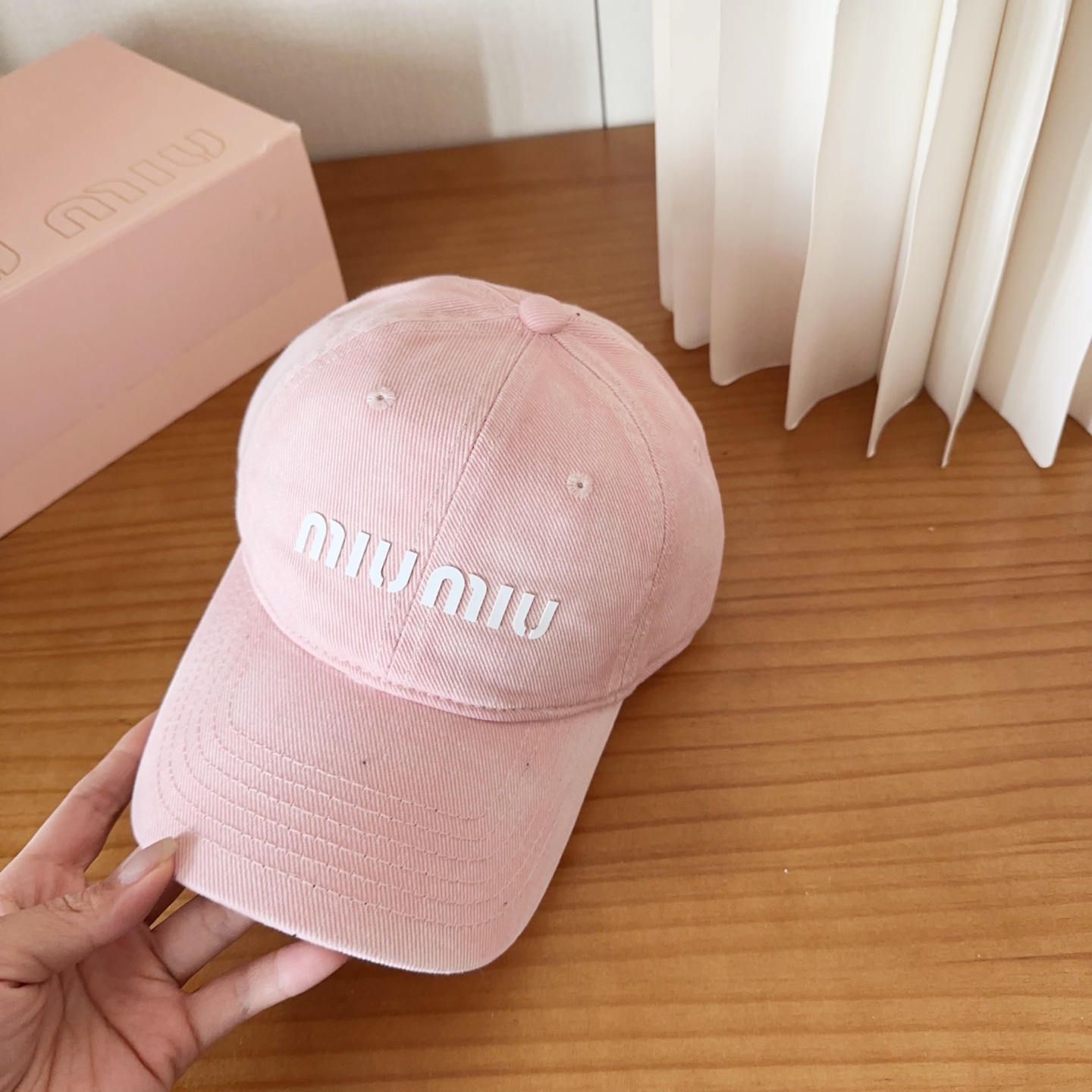 miumiu 缪缪 新款棒球帽，大牌同步，超好搭配，出货！