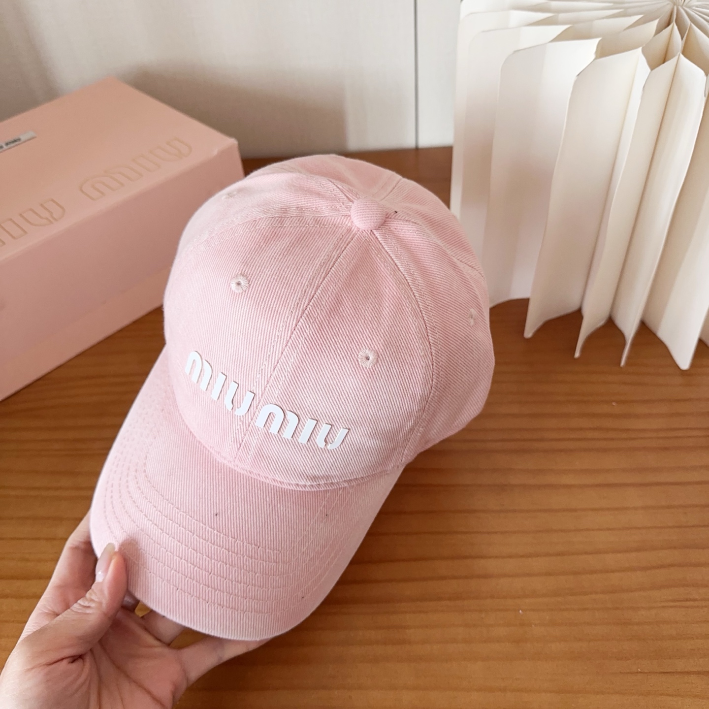miumiu 缪缪 新款棒球帽，大牌同步，超好搭配，出货！
