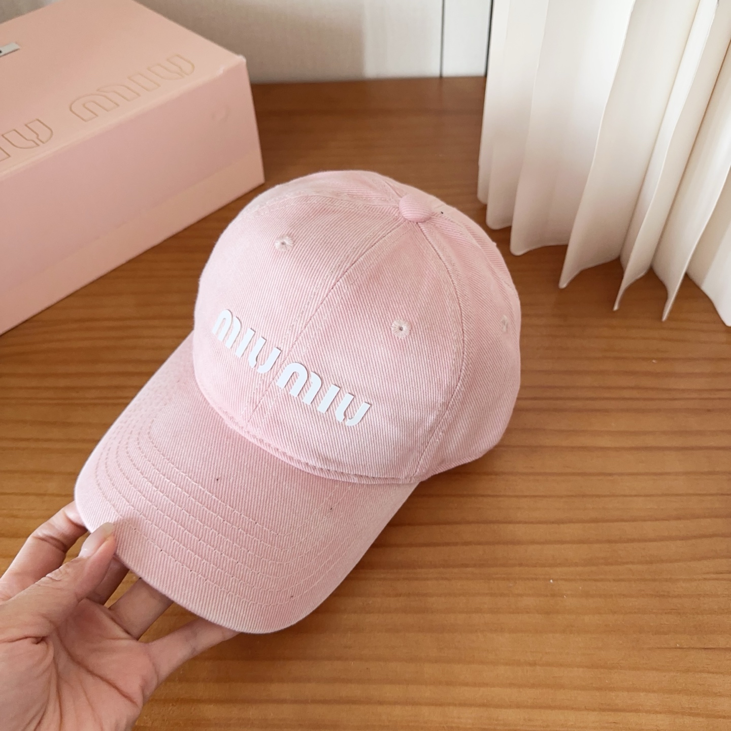 miumiu 缪缪 新款棒球帽，大牌同步，超好搭配，出货！