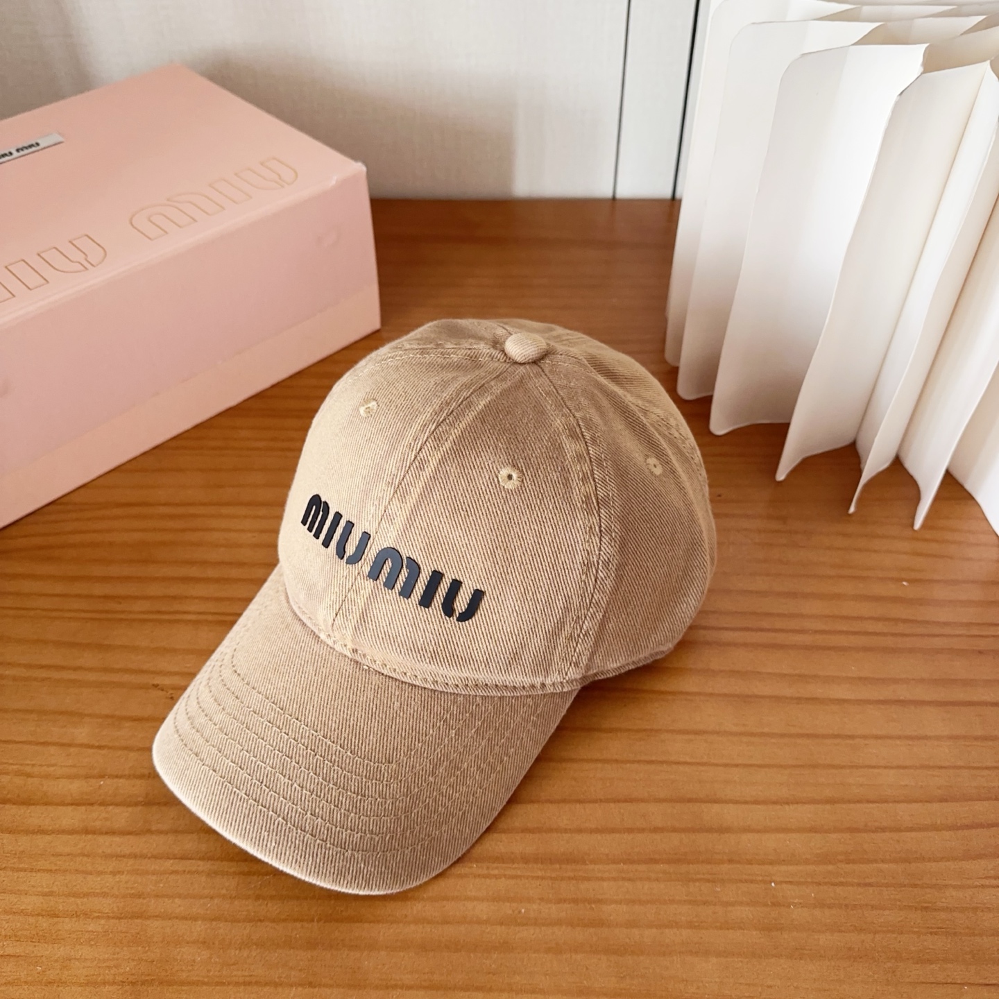 miumiu 缪缪 新款棒球帽，大牌同步，超好搭配，出货！