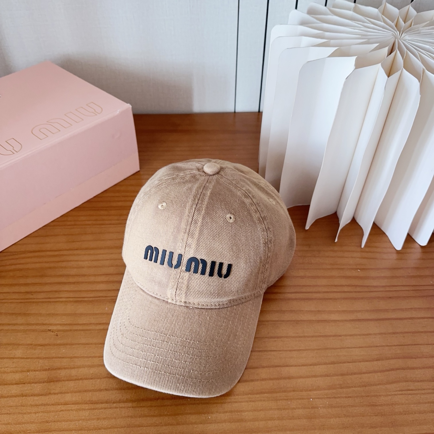 miumiu 缪缪 新款棒球帽，大牌同步，超好搭配，出货！