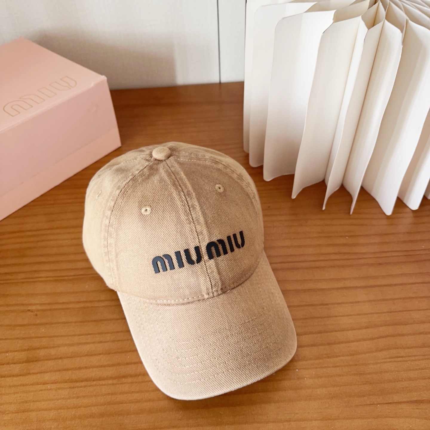 miumiu 缪缪 新款棒球帽，大牌同步，超好搭配，出货！