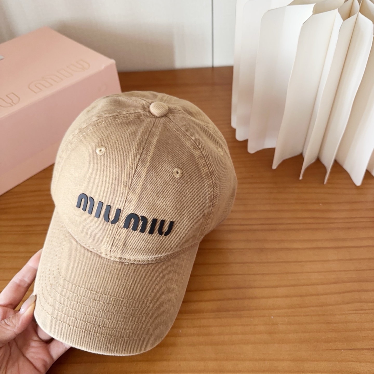 miumiu 缪缪 新款棒球帽，大牌同步，超好搭配，出货！