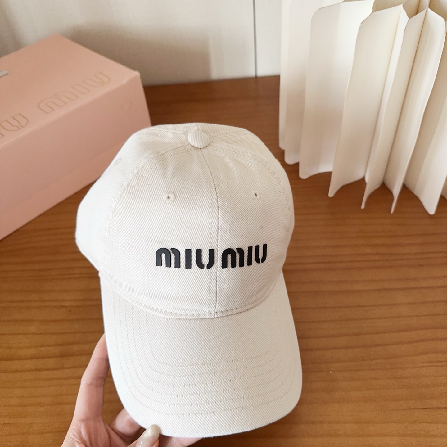 miumiu 缪缪 新款棒球帽，大牌同步，超好搭配，出货！