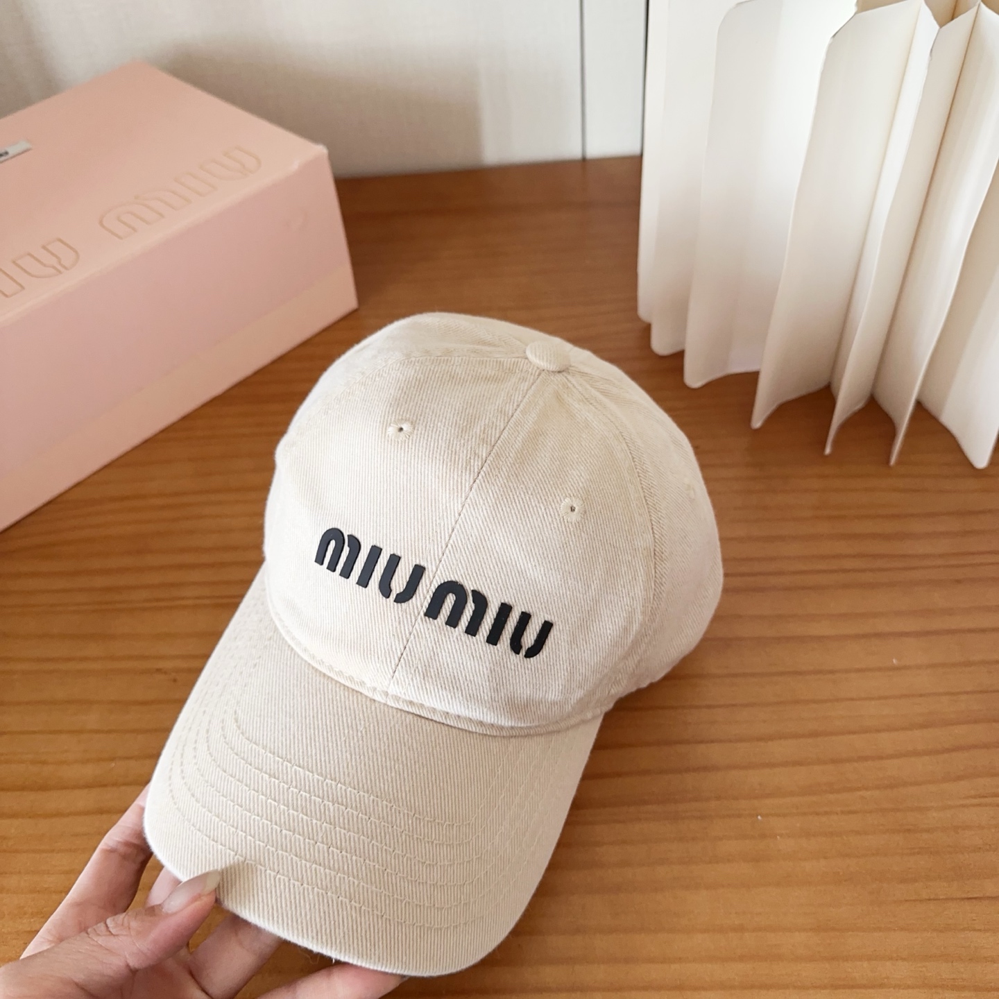 miumiu 缪缪 新款棒球帽，大牌同步，超好搭配，出货！