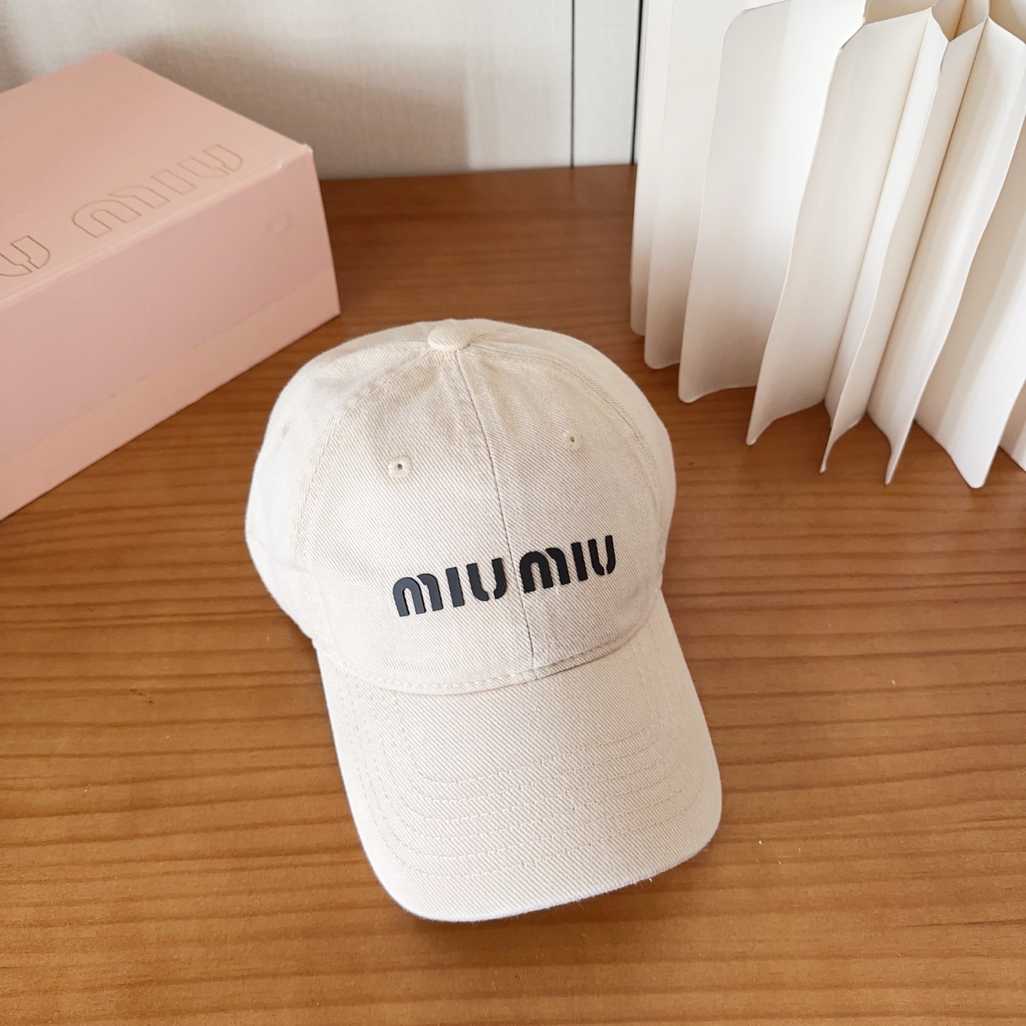 miumiu 缪缪 新款棒球帽，大牌同步，超好搭配，出货！