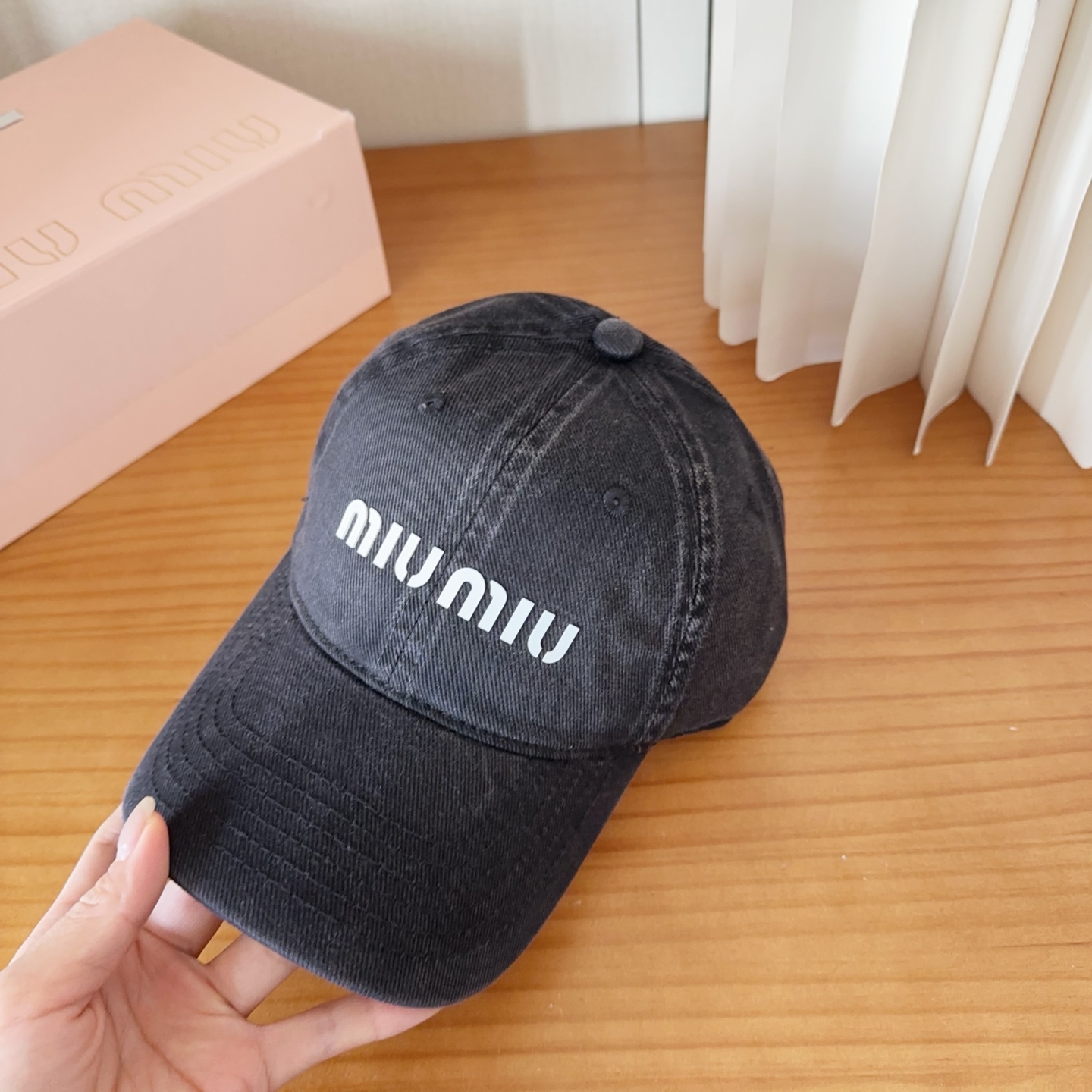 miumiu 缪缪 新款棒球帽，大牌同步，超好搭配，出货！