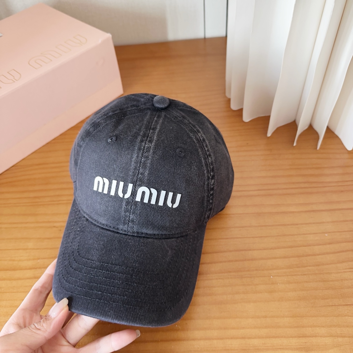 miumiu 缪缪 新款棒球帽，大牌同步，超好搭配，出货！