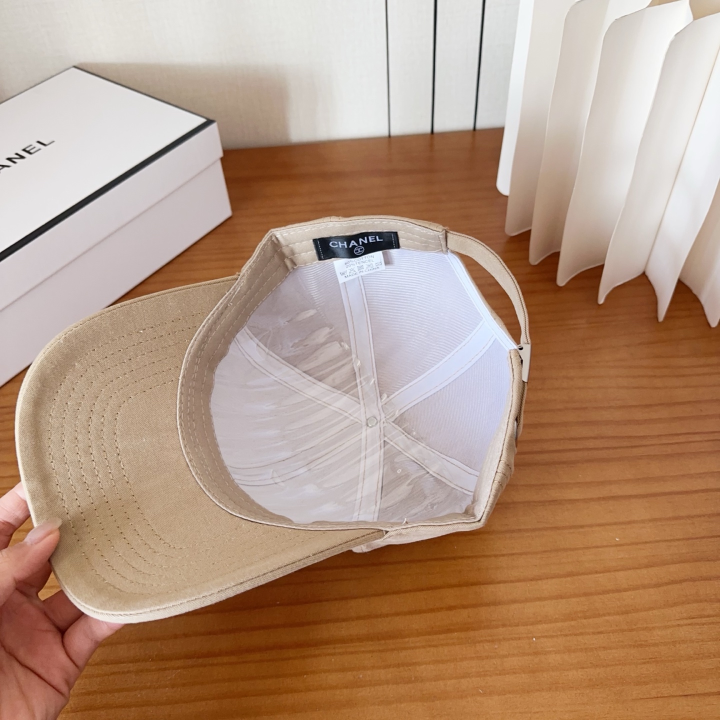 香奈儿新款经典休闲潮流款 上架简约棒球帽🧢日韩风格，随便搭配都超好看！出门旅游，绝对要入手的一款