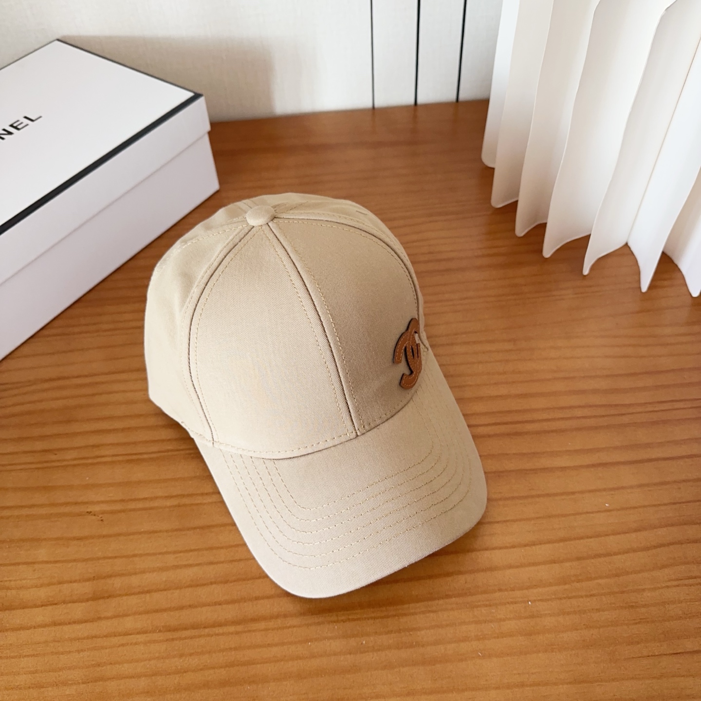 香奈儿新款经典休闲潮流款 上架简约棒球帽🧢日韩风格，随便搭配都超好看！出门旅游，绝对要入手的一款