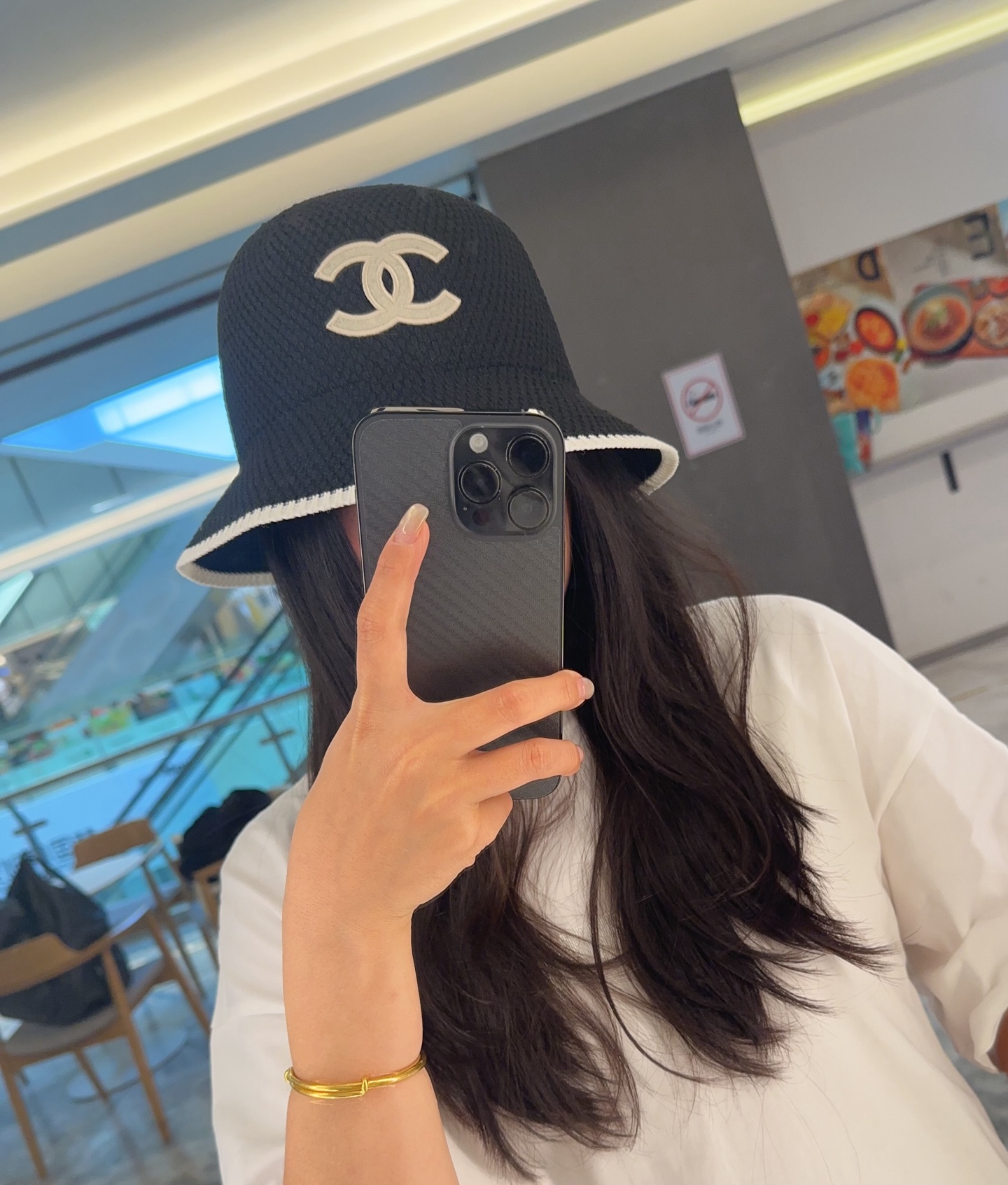 Chanel 渔夫帽 让兼顾时尚和遮阳的简约桶帽出游拍照📷拗造型必备敲显脸小