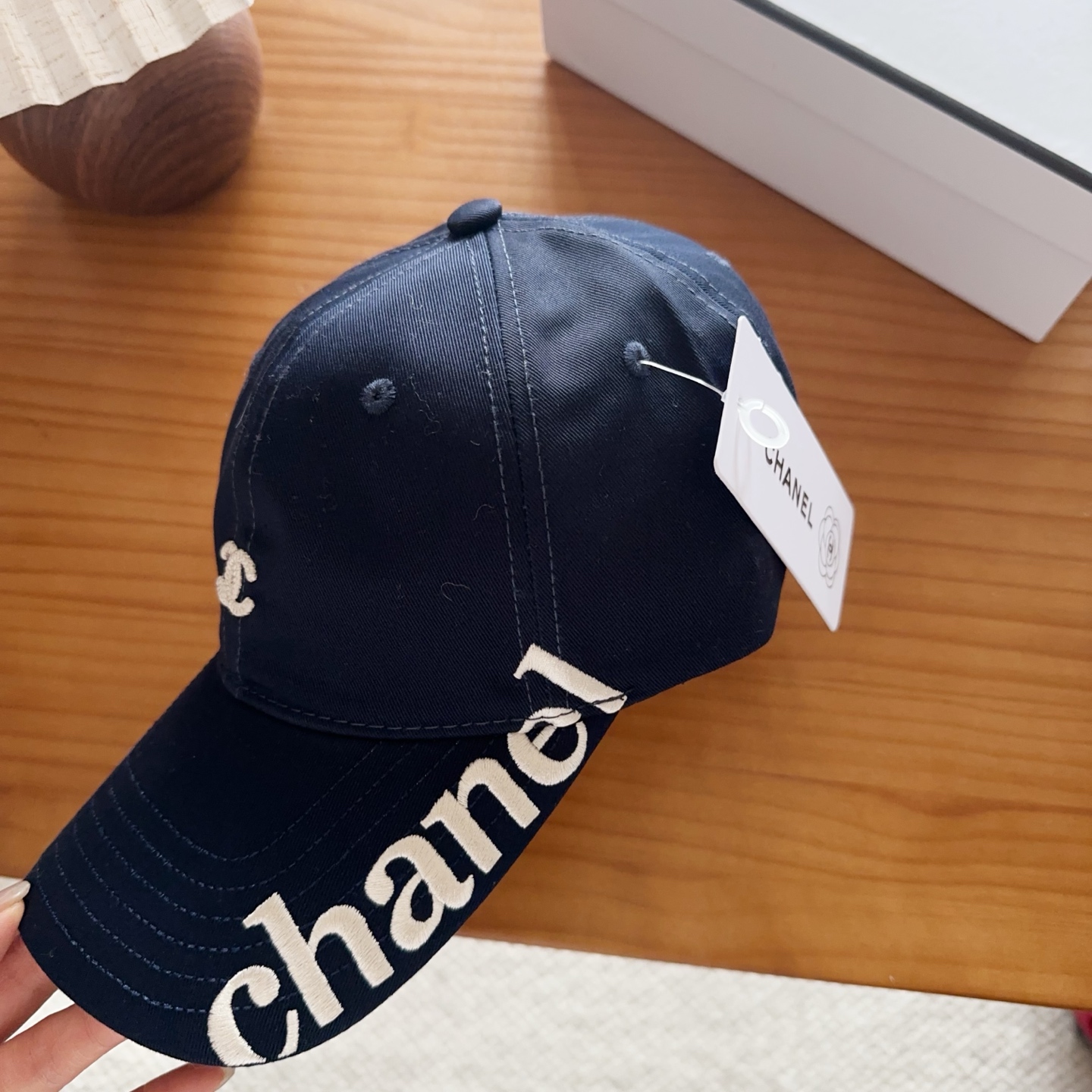 香奈儿新款经典休闲潮流款 上架简约棒球帽🧢日韩风格，随便搭配都超好看！出门旅游，绝对要入手的一款