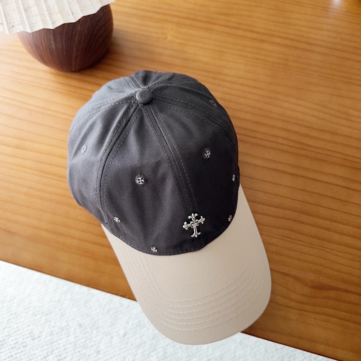 Chrome Hearts 克罗心💓早春韩版时尚复古做旧破洞帽子磨损设计百搭棒球帽鸭舌帽