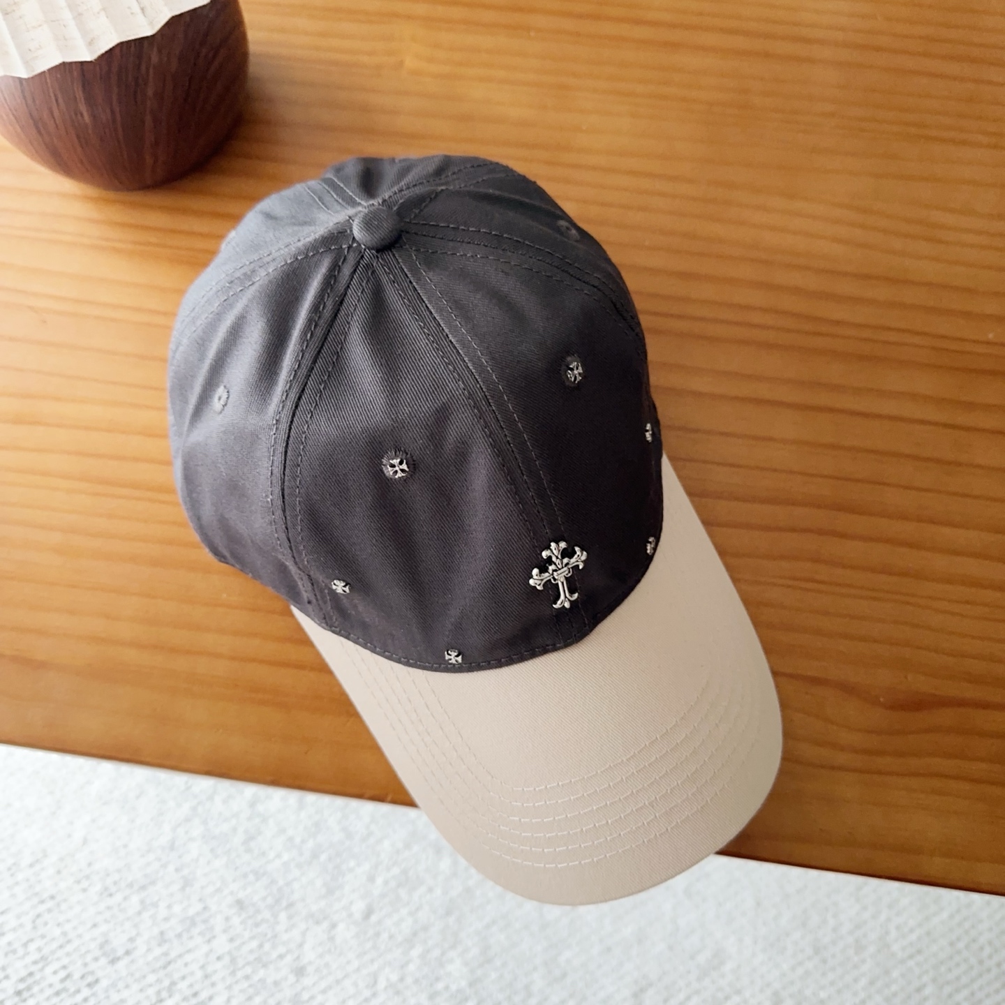 Chrome Hearts 克罗心💓早春韩版时尚复古做旧破洞帽子磨损设计百搭棒球帽鸭舌帽