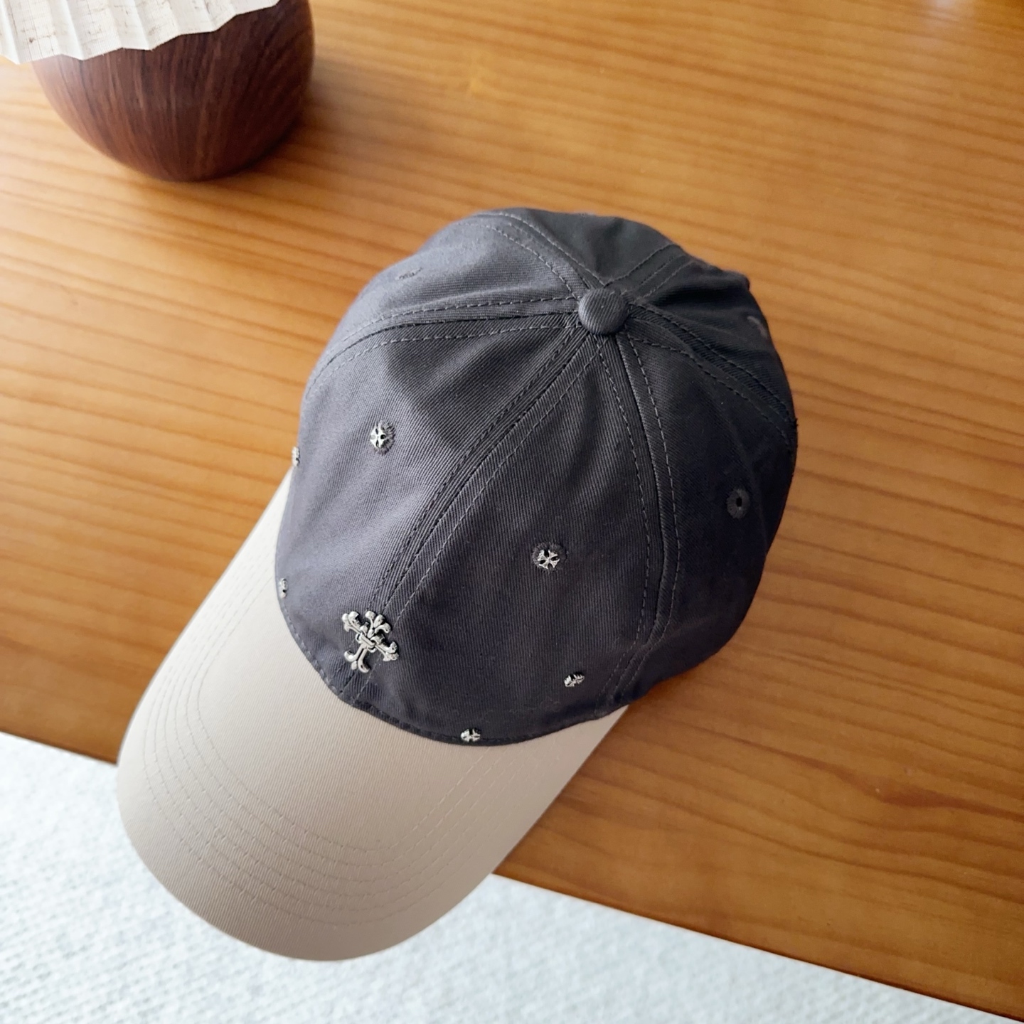 Chrome Hearts 克罗心💓早春韩版时尚复古做旧破洞帽子磨损设计百搭棒球帽鸭舌帽