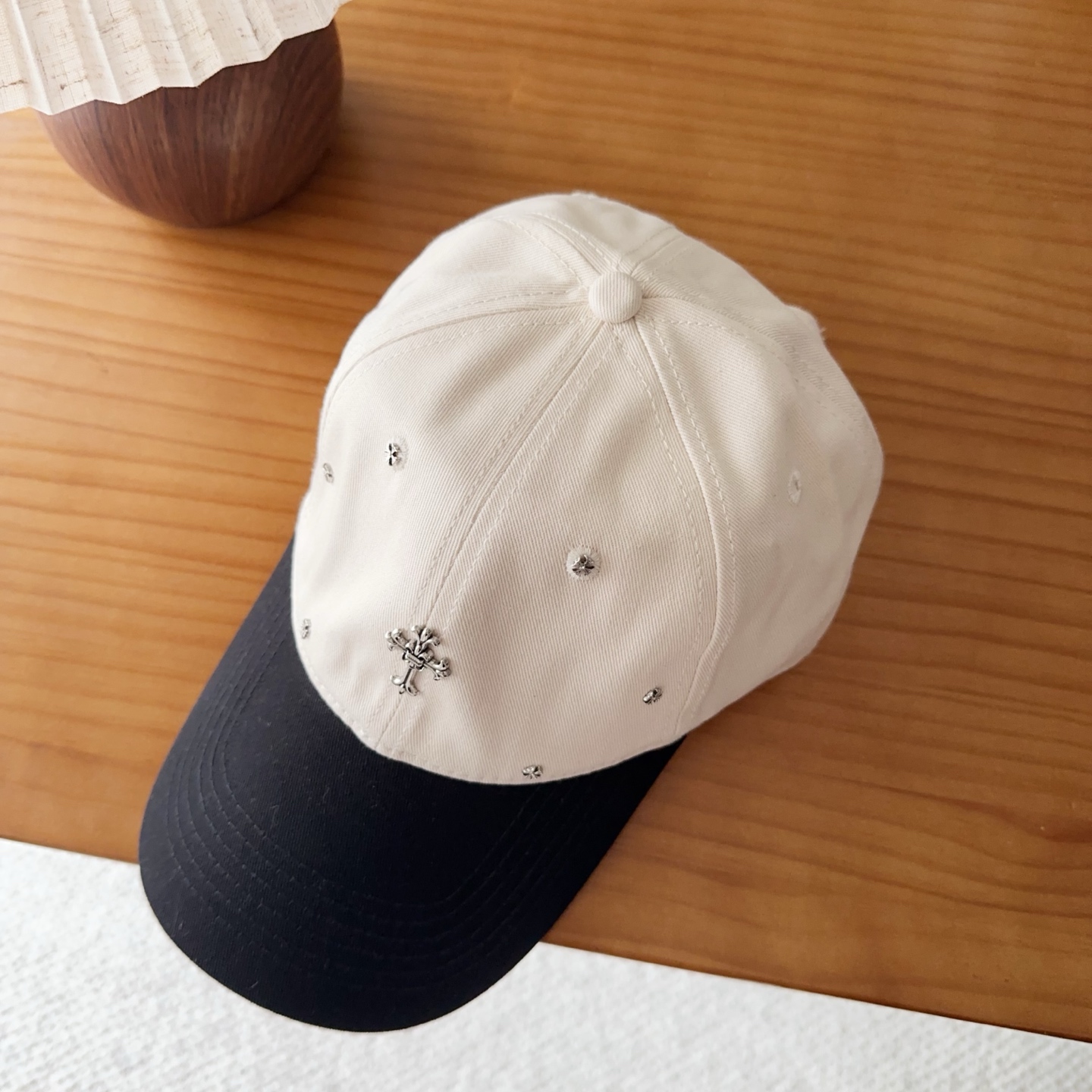 Chrome Hearts 克罗心💓早春韩版时尚复古做旧破洞帽子磨损设计百搭棒球帽鸭舌帽