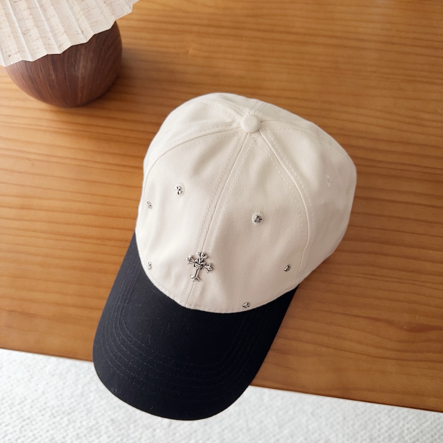 Chrome Hearts 克罗心💓早春韩版时尚复古做旧破洞帽子磨损设计百搭棒球帽鸭舌帽