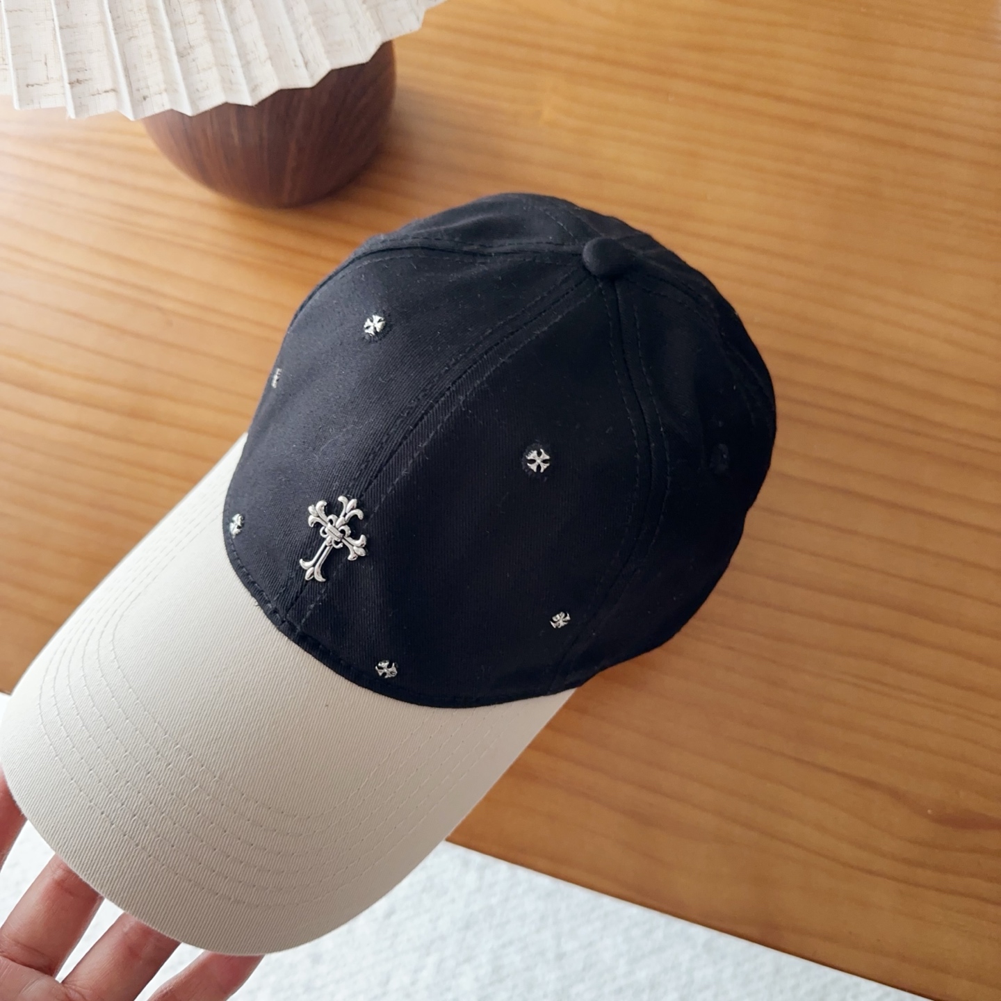 Chrome Hearts 克罗心💓早春韩版时尚复古做旧破洞帽子磨损设计百搭棒球帽鸭舌帽