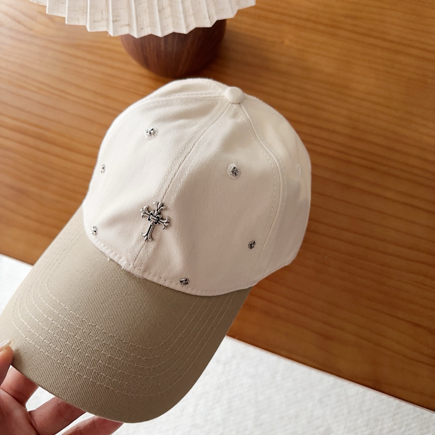 Chrome Hearts 克罗心💓早春韩版时尚复古做旧破洞帽子磨损设计百搭棒球帽鸭舌帽
