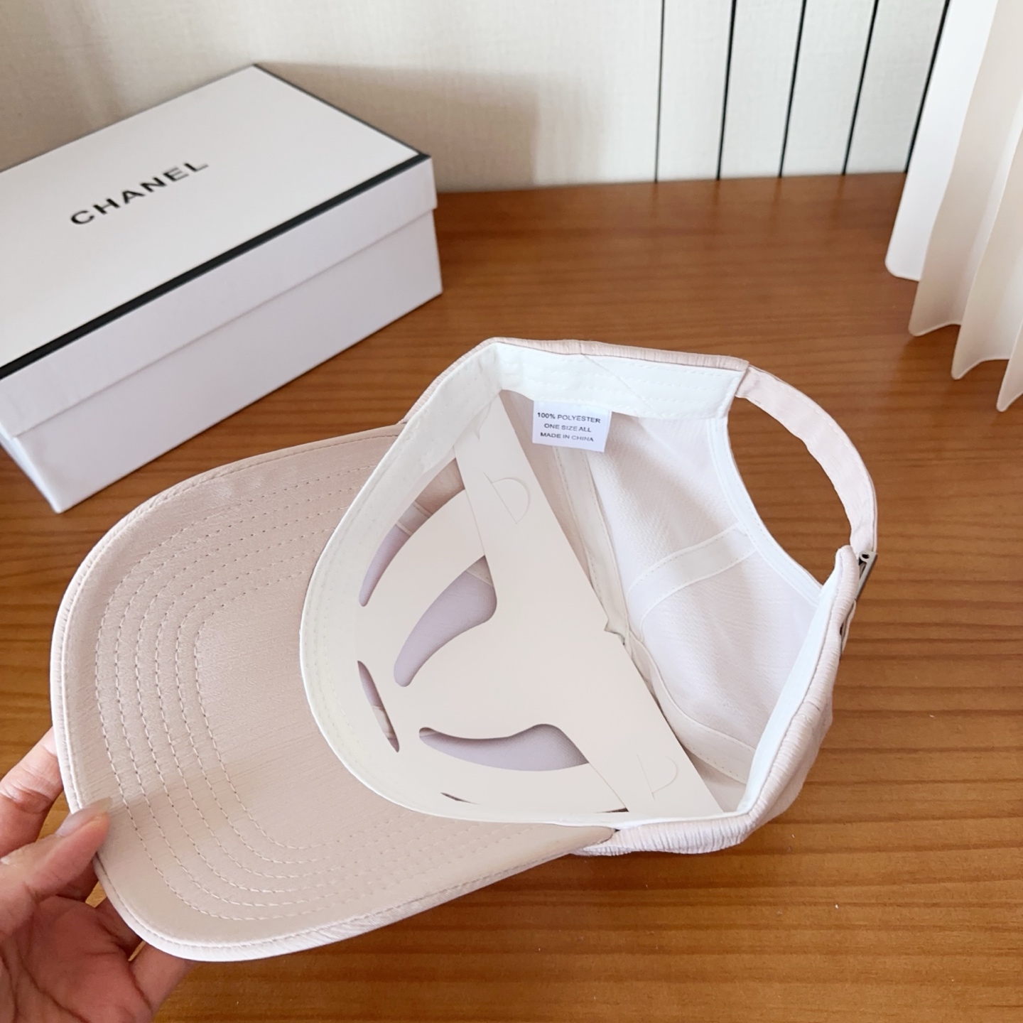 香奈儿新款经典休闲潮流款 上架简约棒球帽🧢日韩风格，随便搭配都超好看！出门旅游，绝对要入手的一款