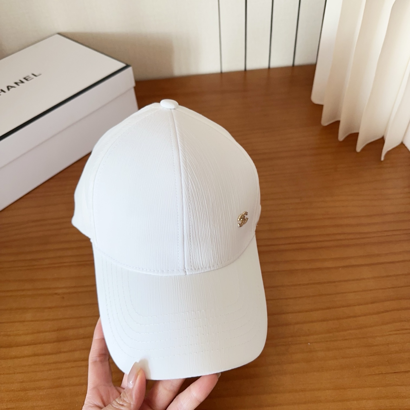 香奈儿新款经典休闲潮流款 上架简约棒球帽🧢日韩风格，随便搭配都超好看！出门旅游，绝对要入手的一款