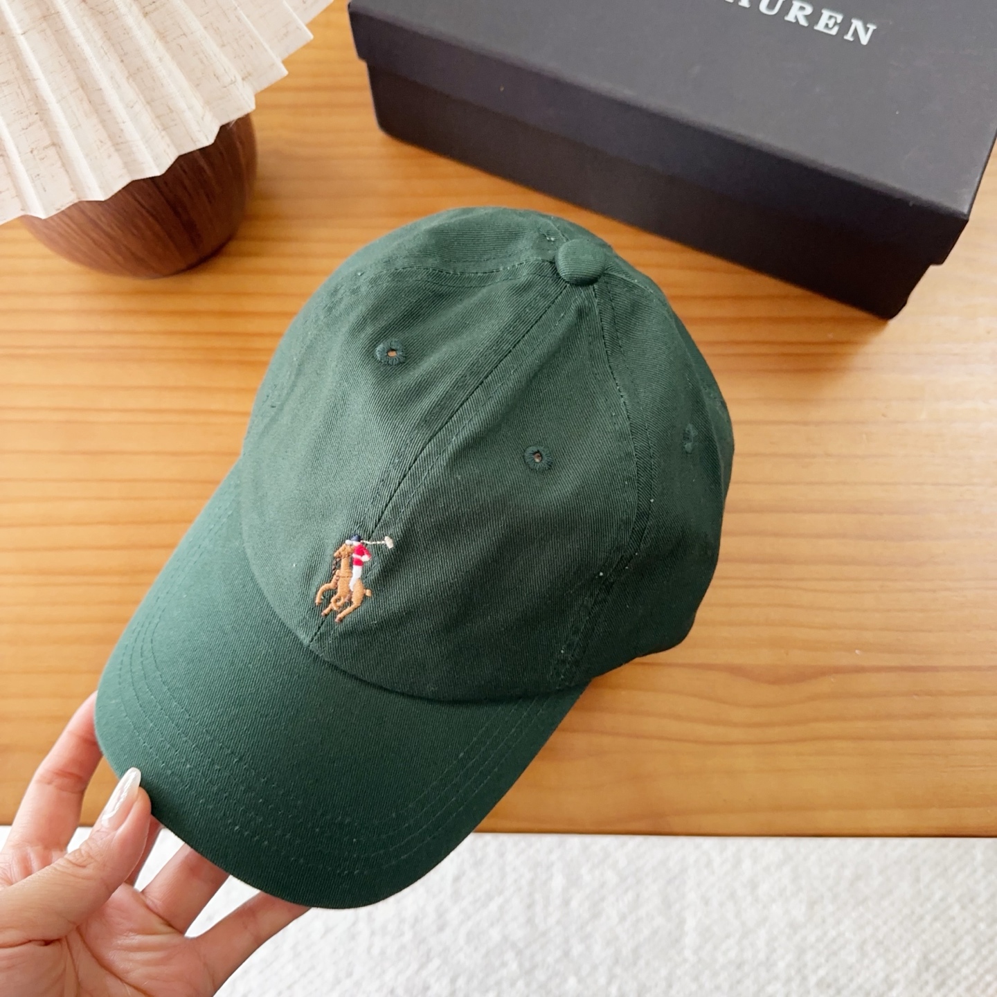 保罗 POLO经典刺棒球帽，太阳帽，4D刺绣，精工细做缝制而成！休闲时尚 郊外运动，假日外出少不了的必备