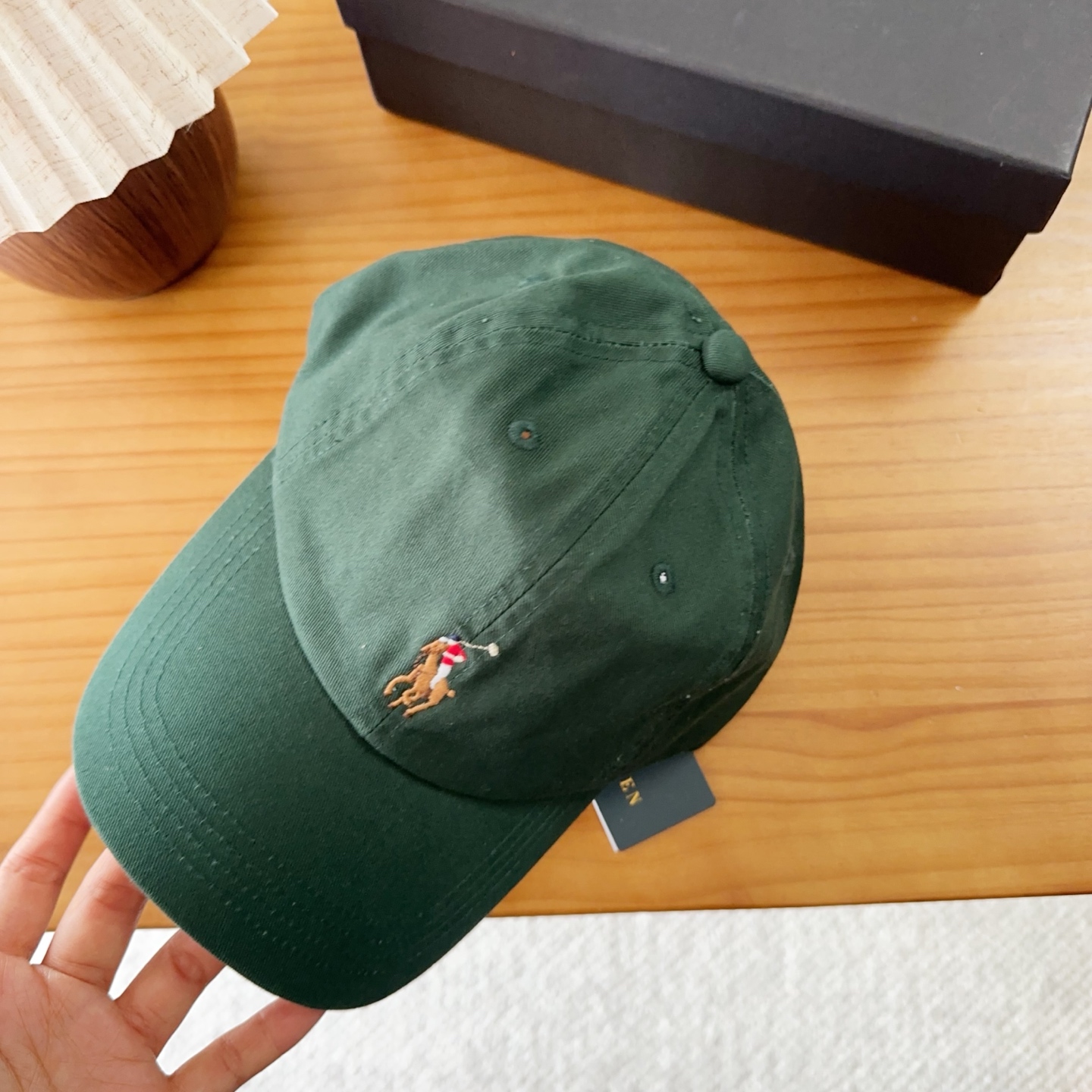 保罗 POLO经典刺棒球帽，太阳帽，4D刺绣，精工细做缝制而成！休闲时尚 郊外运动，假日外出少不了的必备