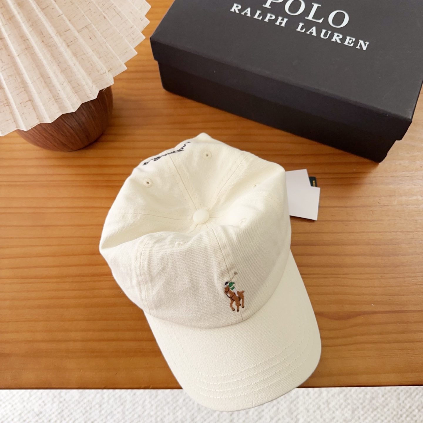 保罗 POLO经典刺棒球帽，太阳帽，4D刺绣，精工细做缝制而成！休闲时尚 郊外运动，假日外出少不了的必备