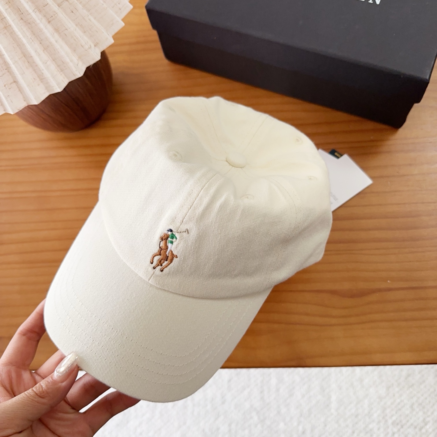 保罗 POLO经典刺棒球帽，太阳帽，4D刺绣，精工细做缝制而成！休闲时尚 郊外运动，假日外出少不了的必备