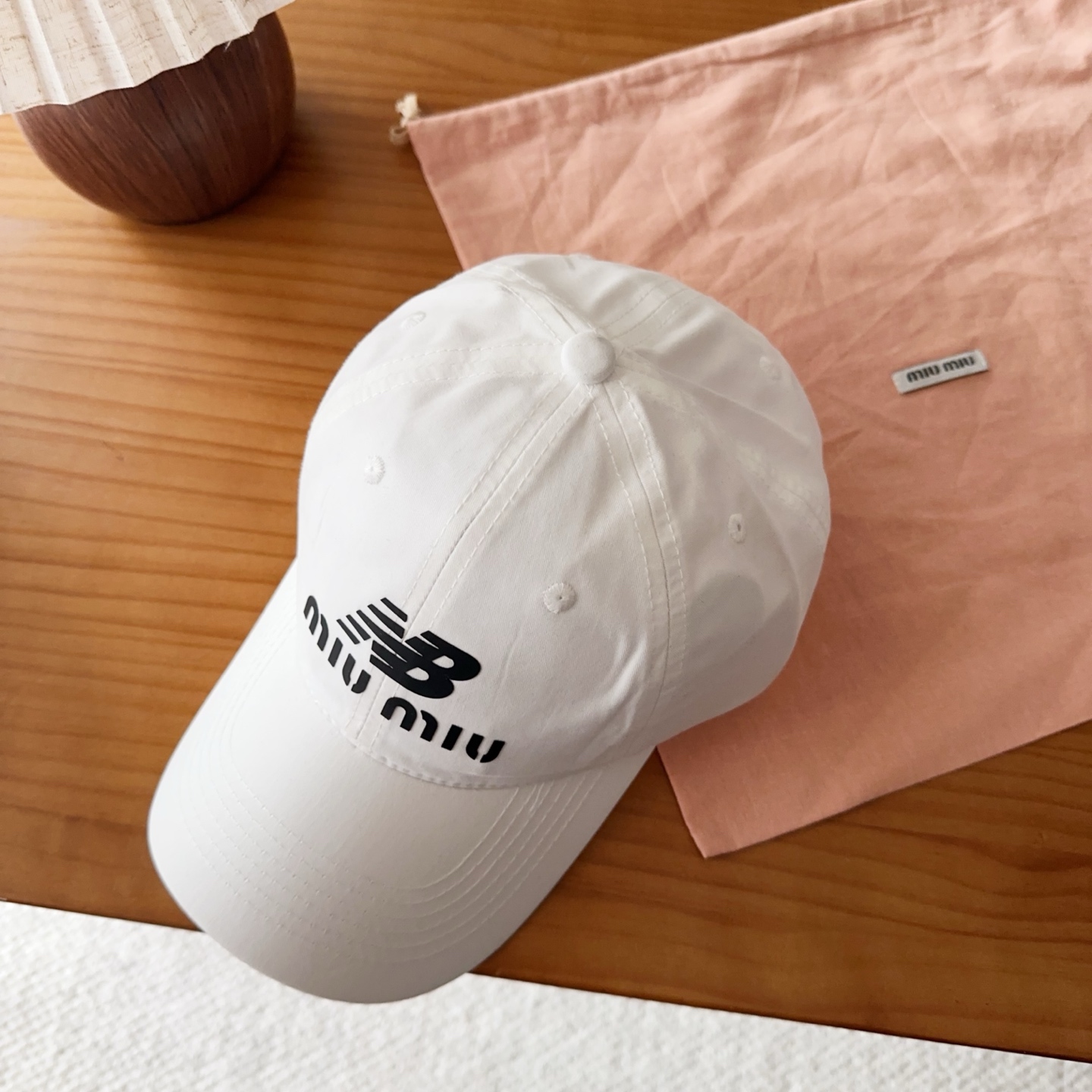miumiu 缪缪秋冬新品棒球帽 原单正品开模订制，原版做工细致质量超赞！