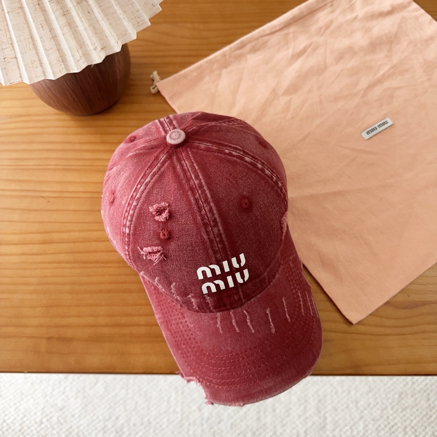 miumiu 缪缪秋冬新品棒球帽 原单正品开模订制，原版做工细致质量超赞！