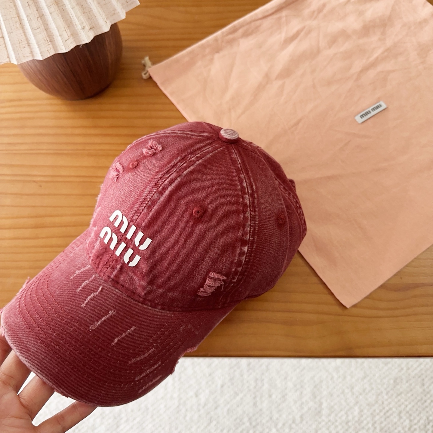 miumiu 缪缪秋冬新品棒球帽 原单正品开模订制，原版做工细致质量超赞！
