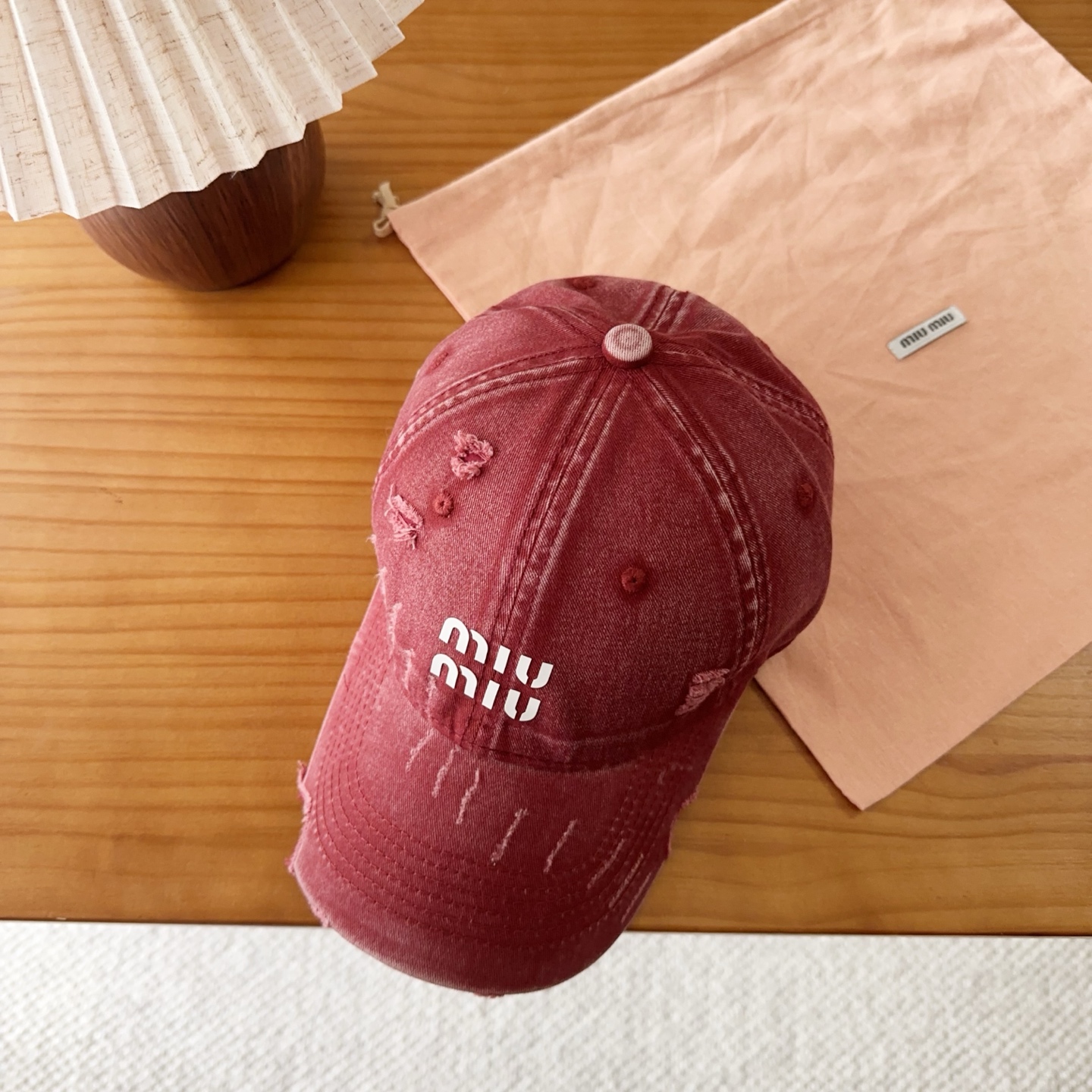 miumiu 缪缪秋冬新品棒球帽 原单正品开模订制，原版做工细致质量超赞！