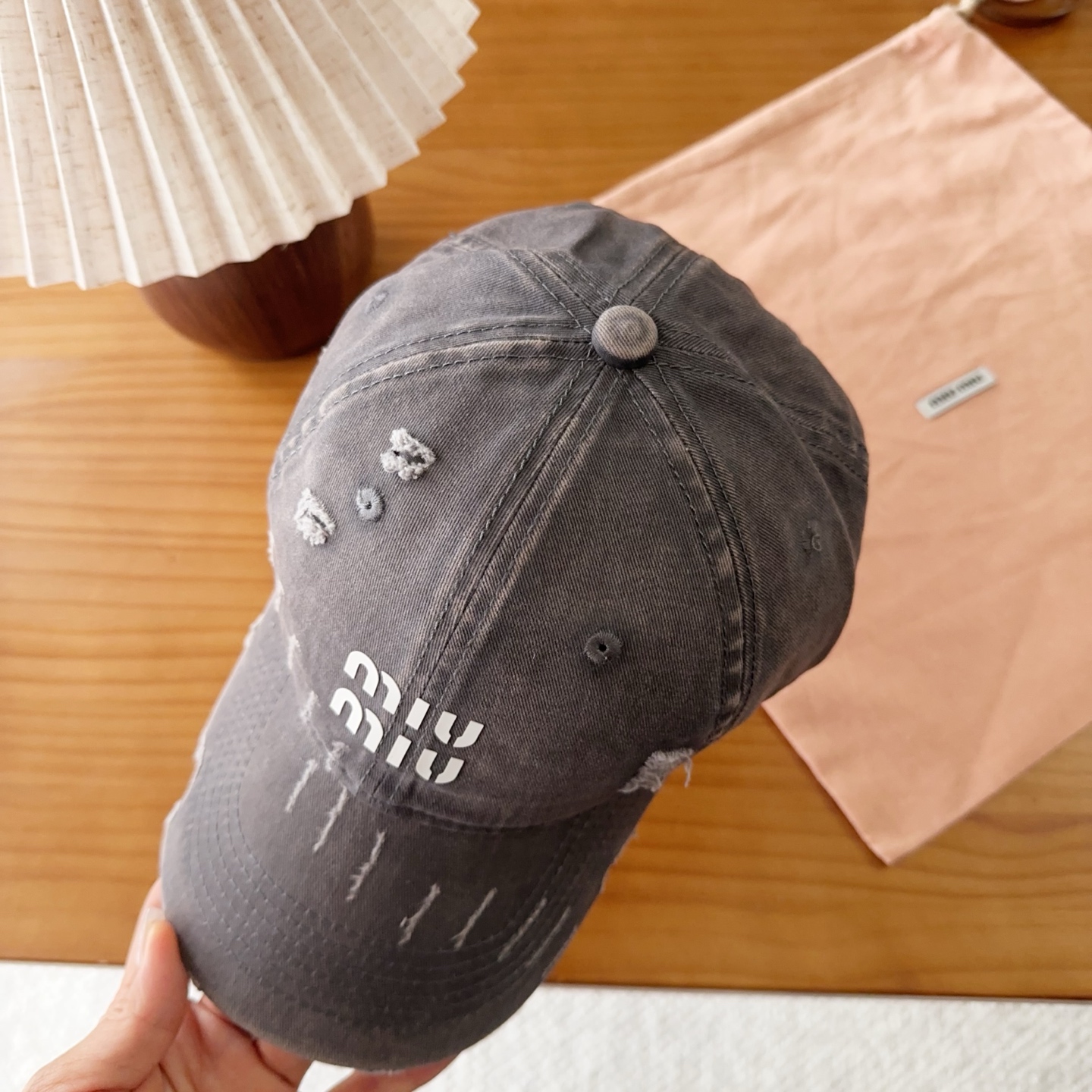 miumiu 缪缪春季新品棒球帽 原单正品开模订制，原版做工细致质量超赞！